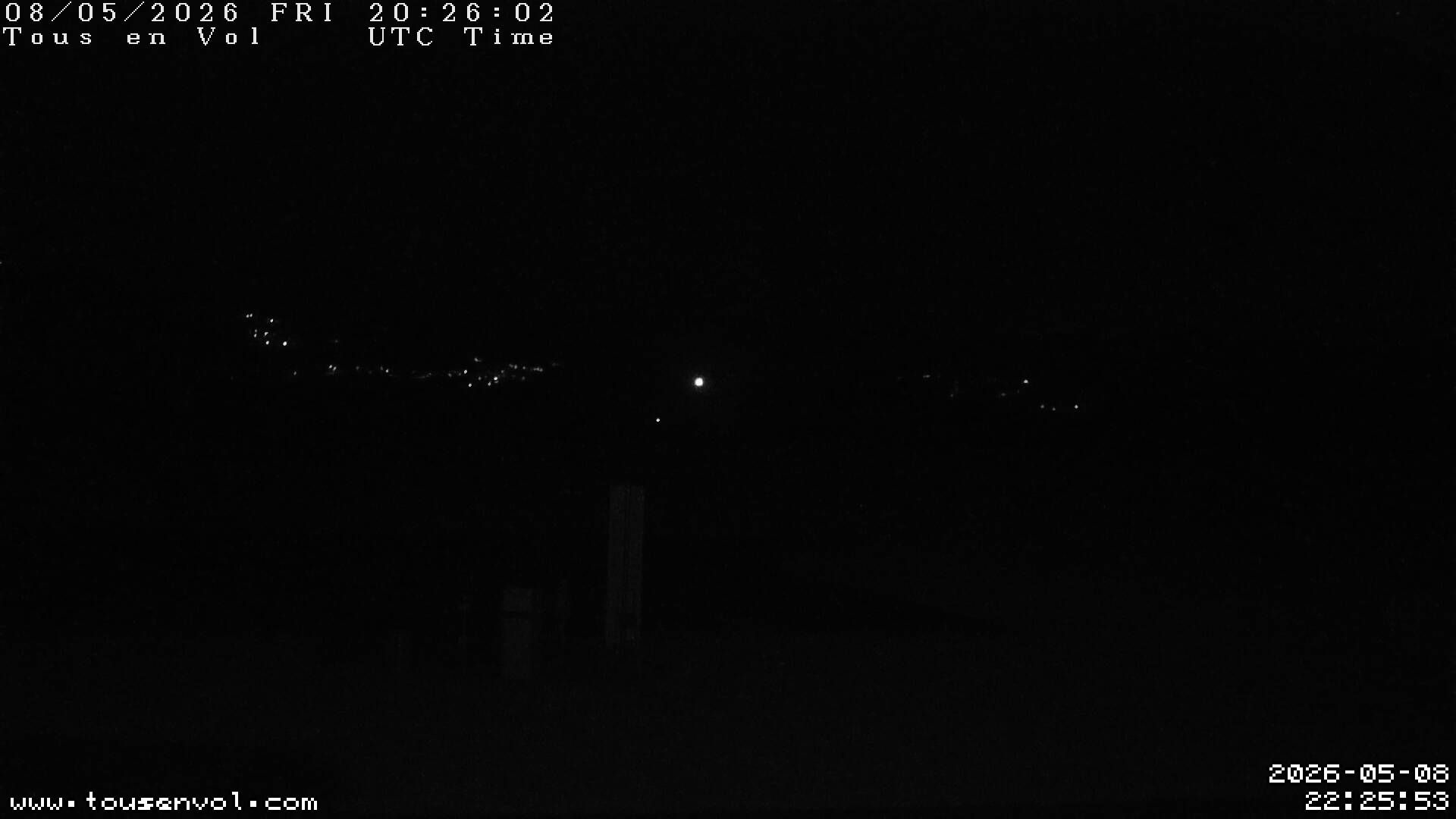 Charnay-lès-Mâcon › Ouest: Bourgogne-Franche-Comté, France: Runway 17/35