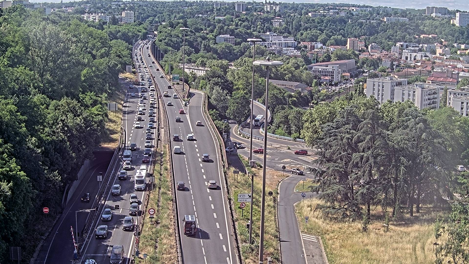 Lyon › Nord-ouest: Autoroute du Soleil