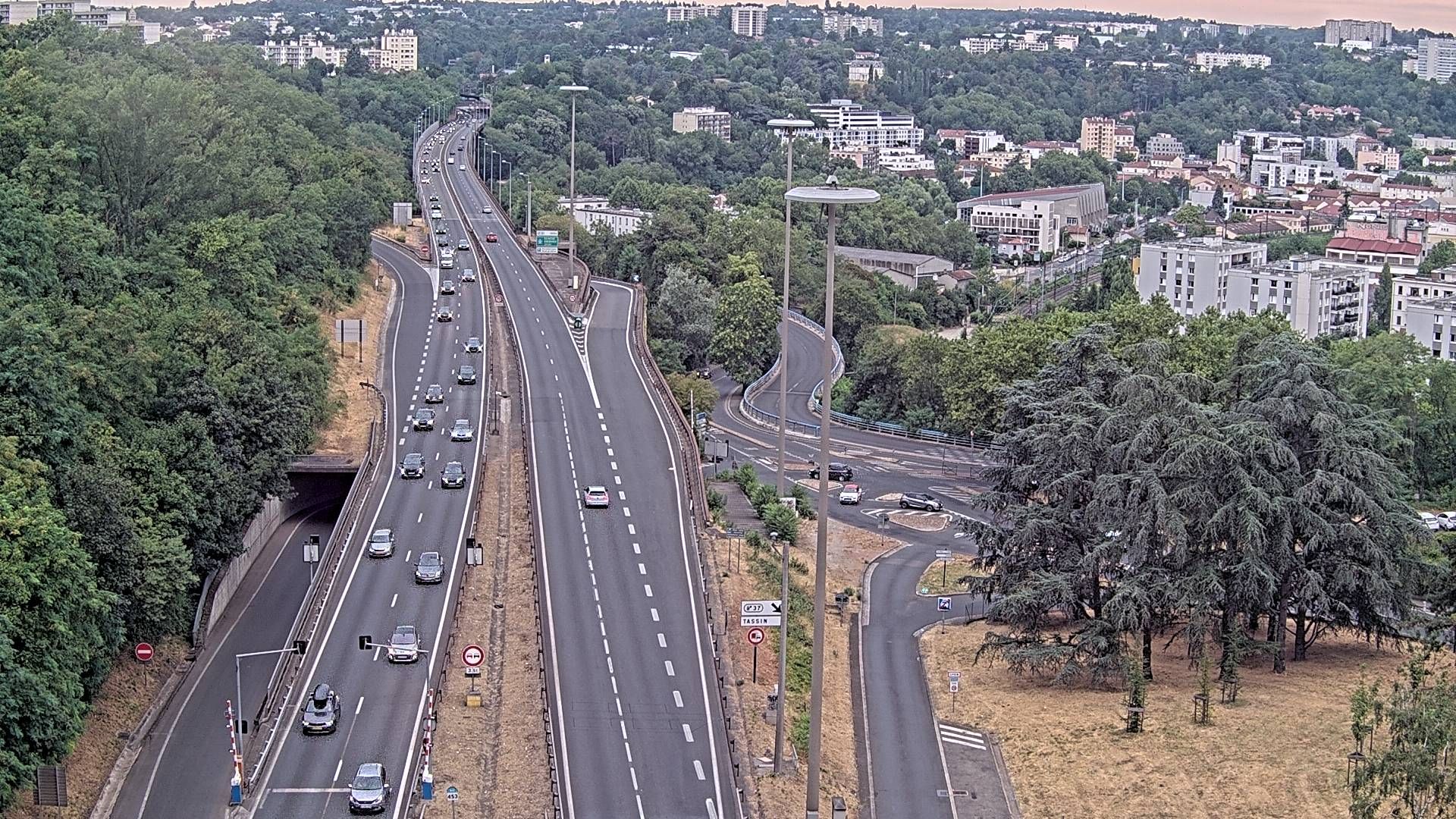 Lyon › Nord-ouest: Autoroute du Soleil