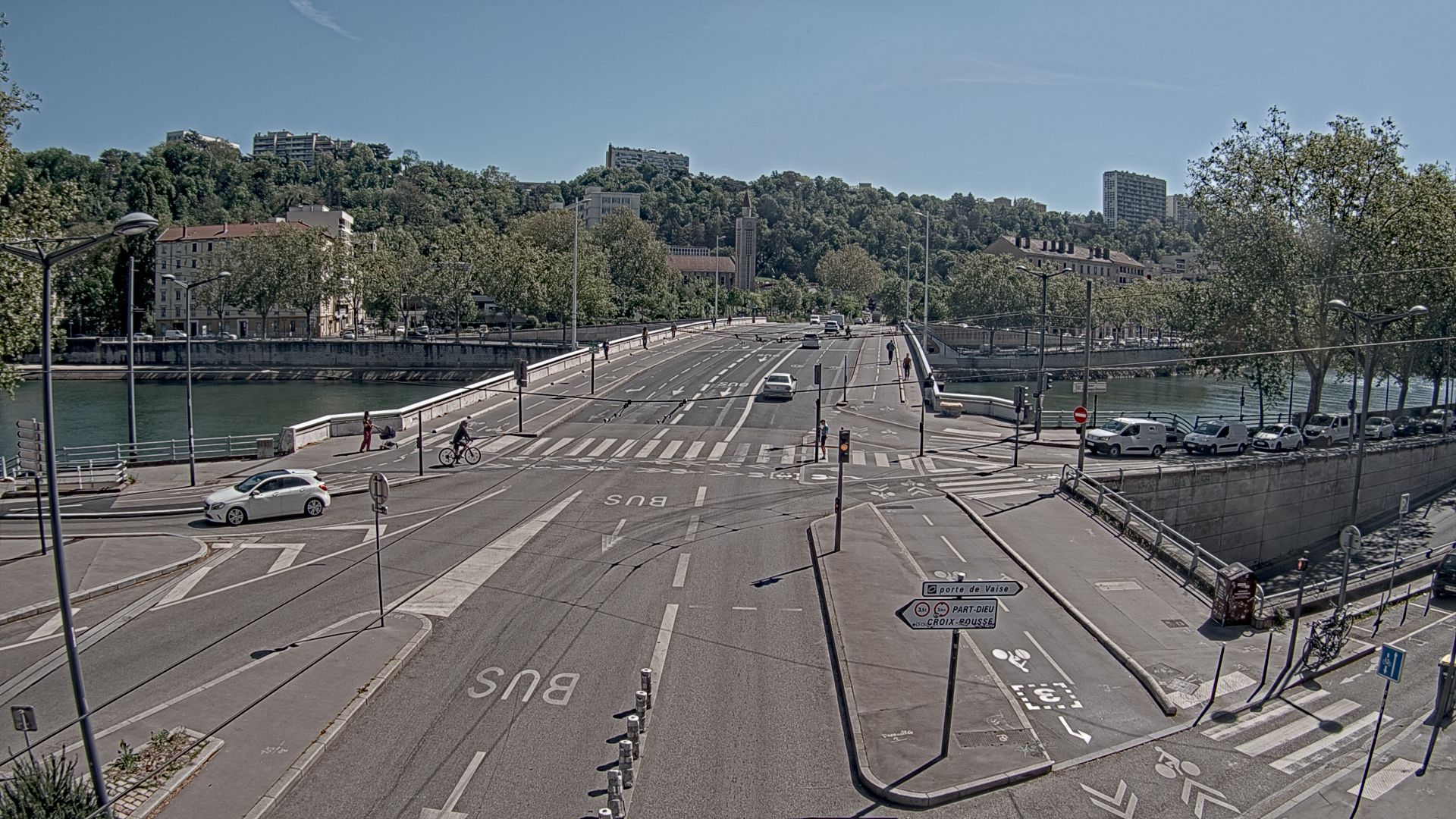Lyon › Est: Pont Georges Clemenceau