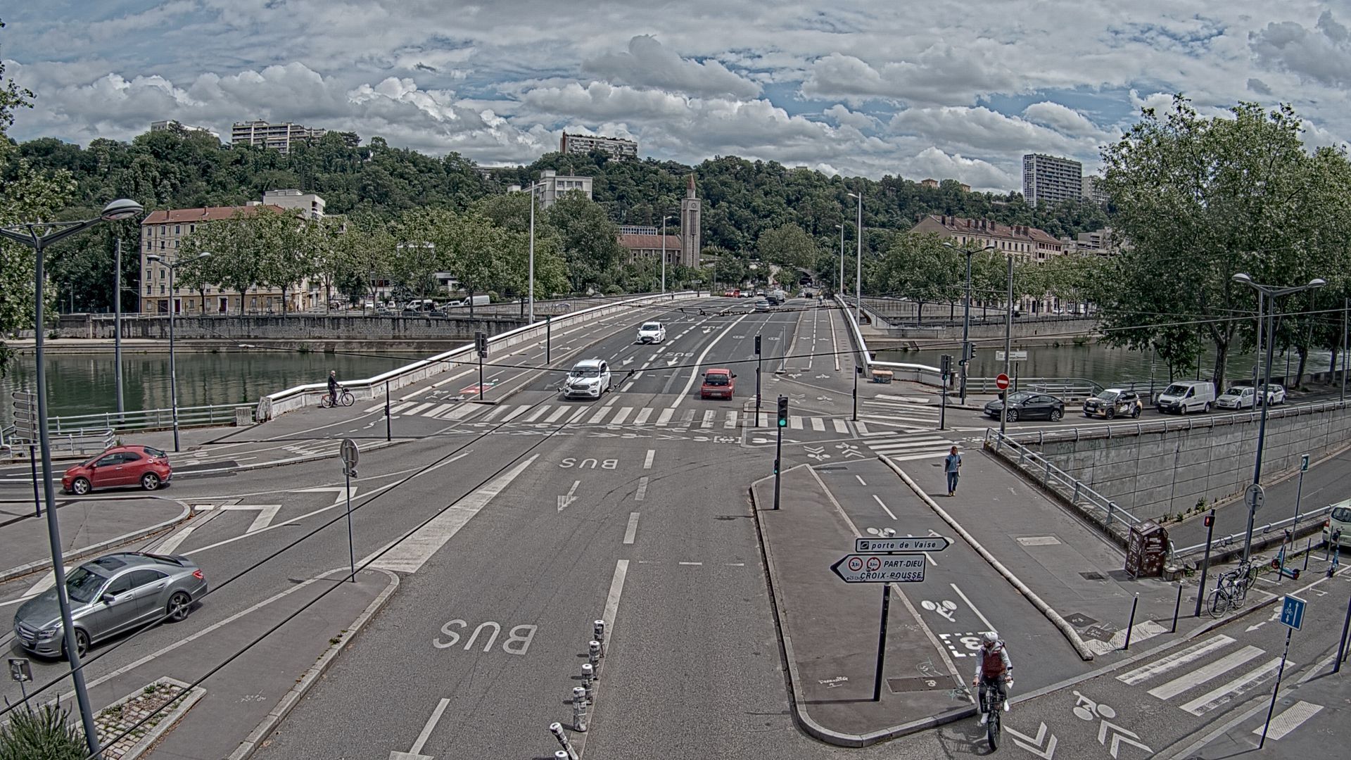 Lyon › Est: Pont Georges Clemenceau