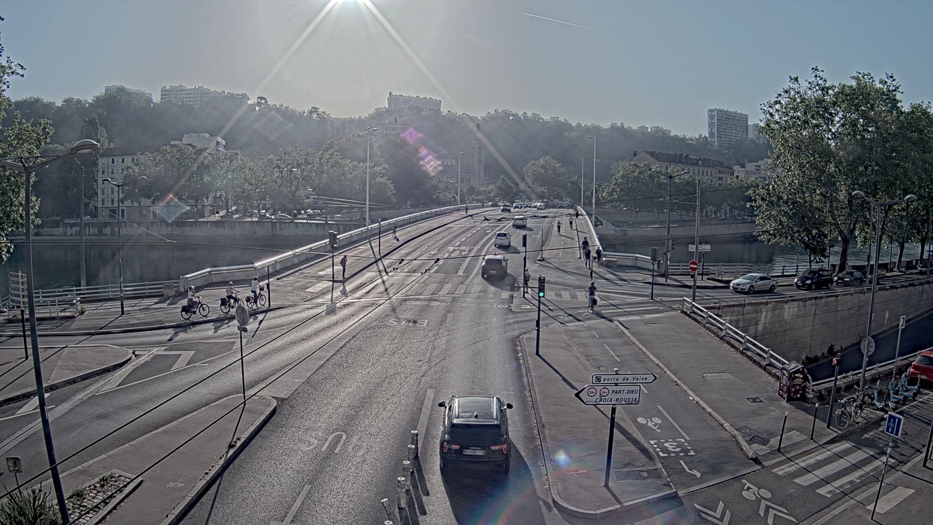 Lyon › Est: Pont Georges Clemenceau
