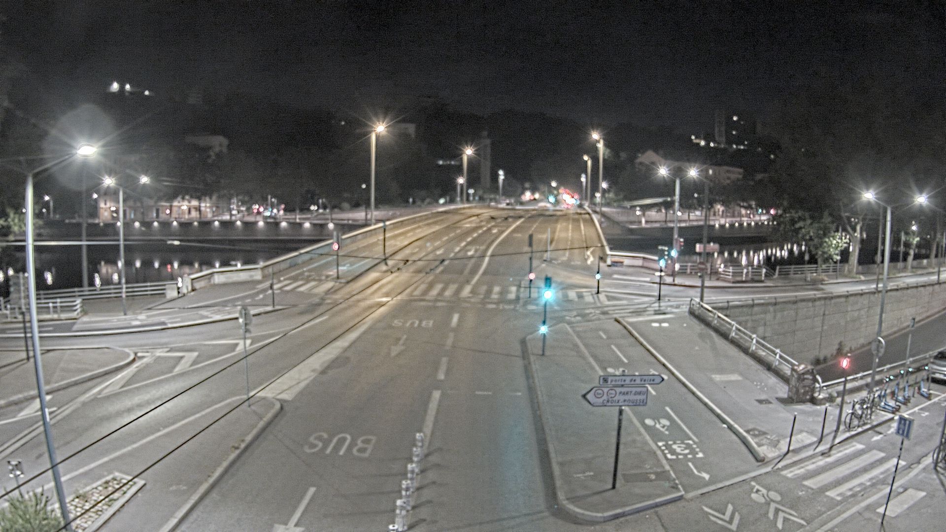 Lyon › Est: Pont Georges Clemenceau