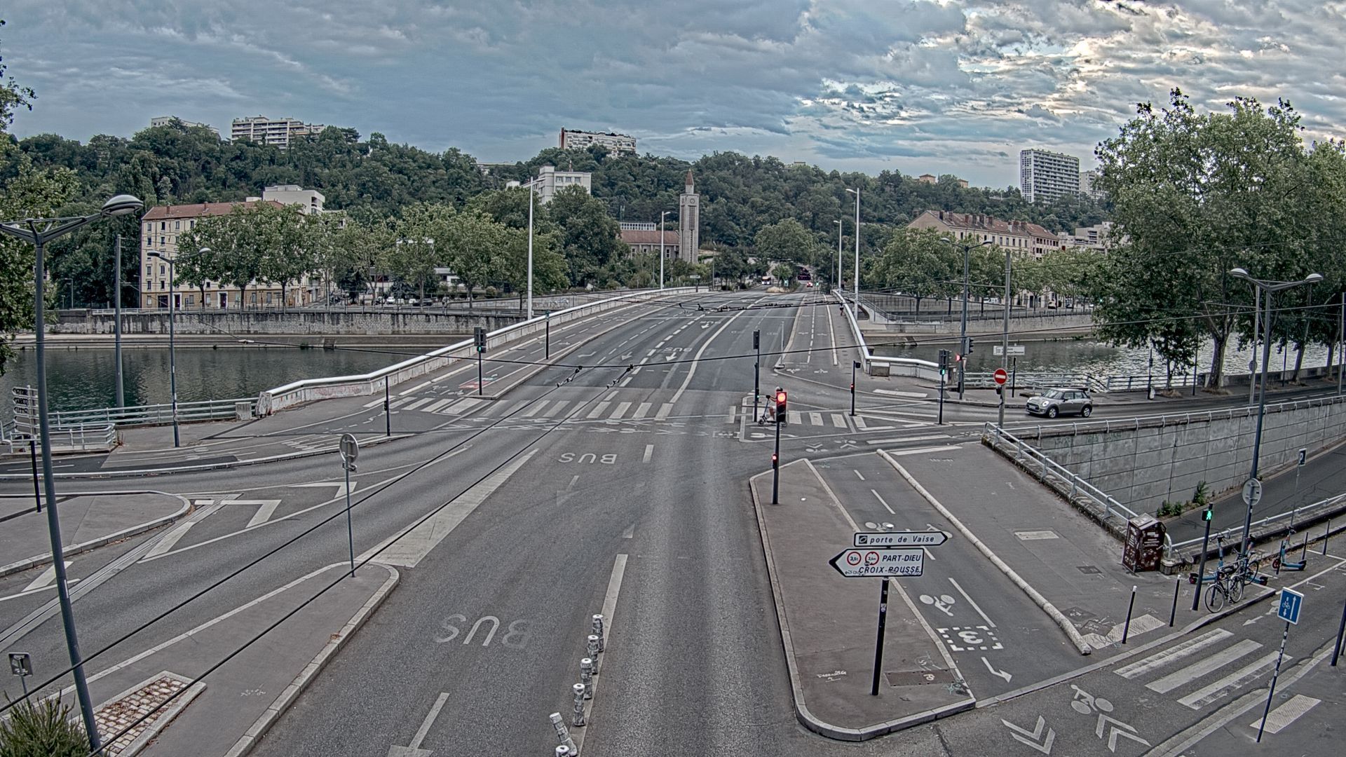Lyon › Est: Pont Georges Clemenceau