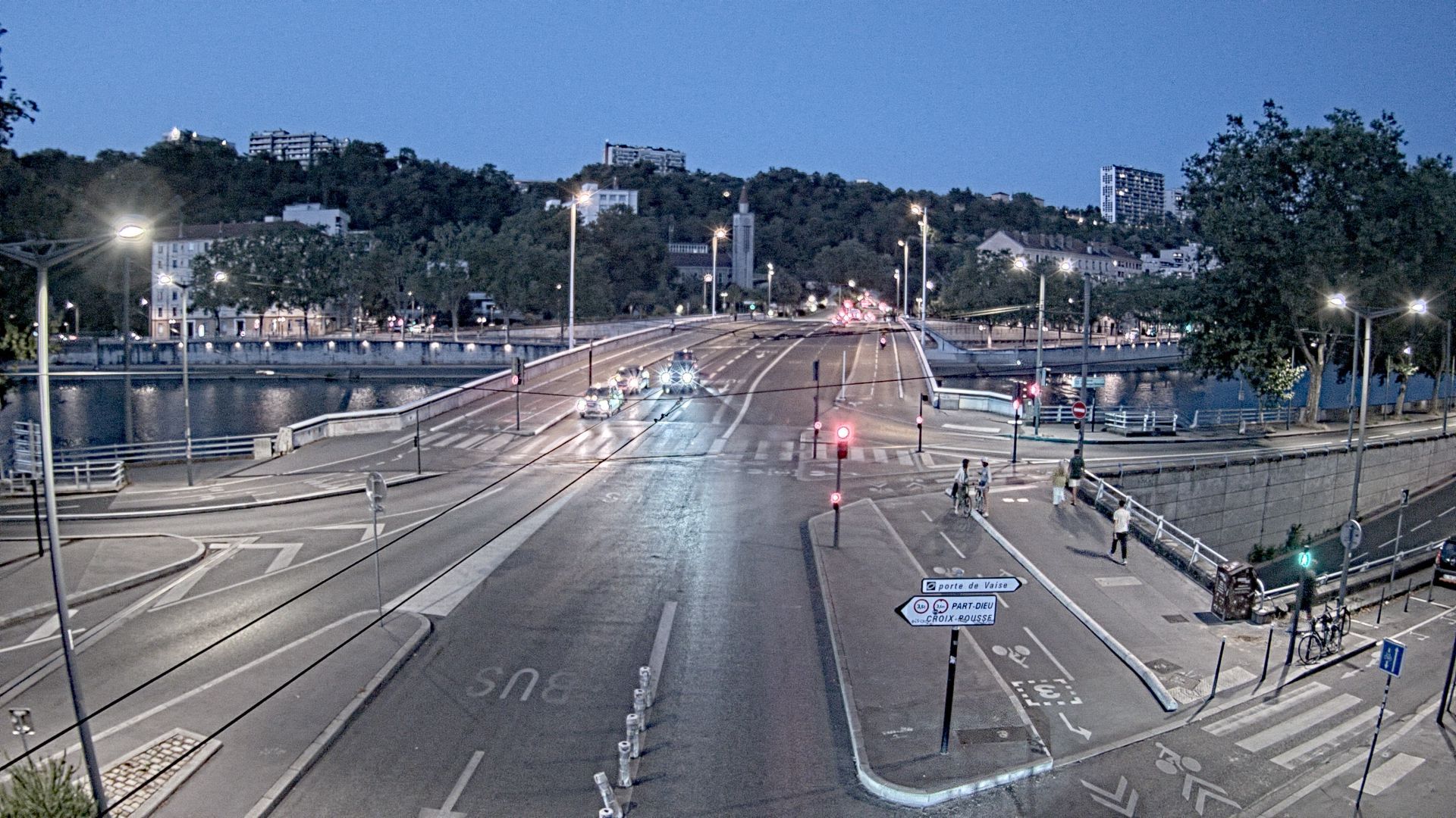 Lyon › Est: Pont Georges Clemenceau