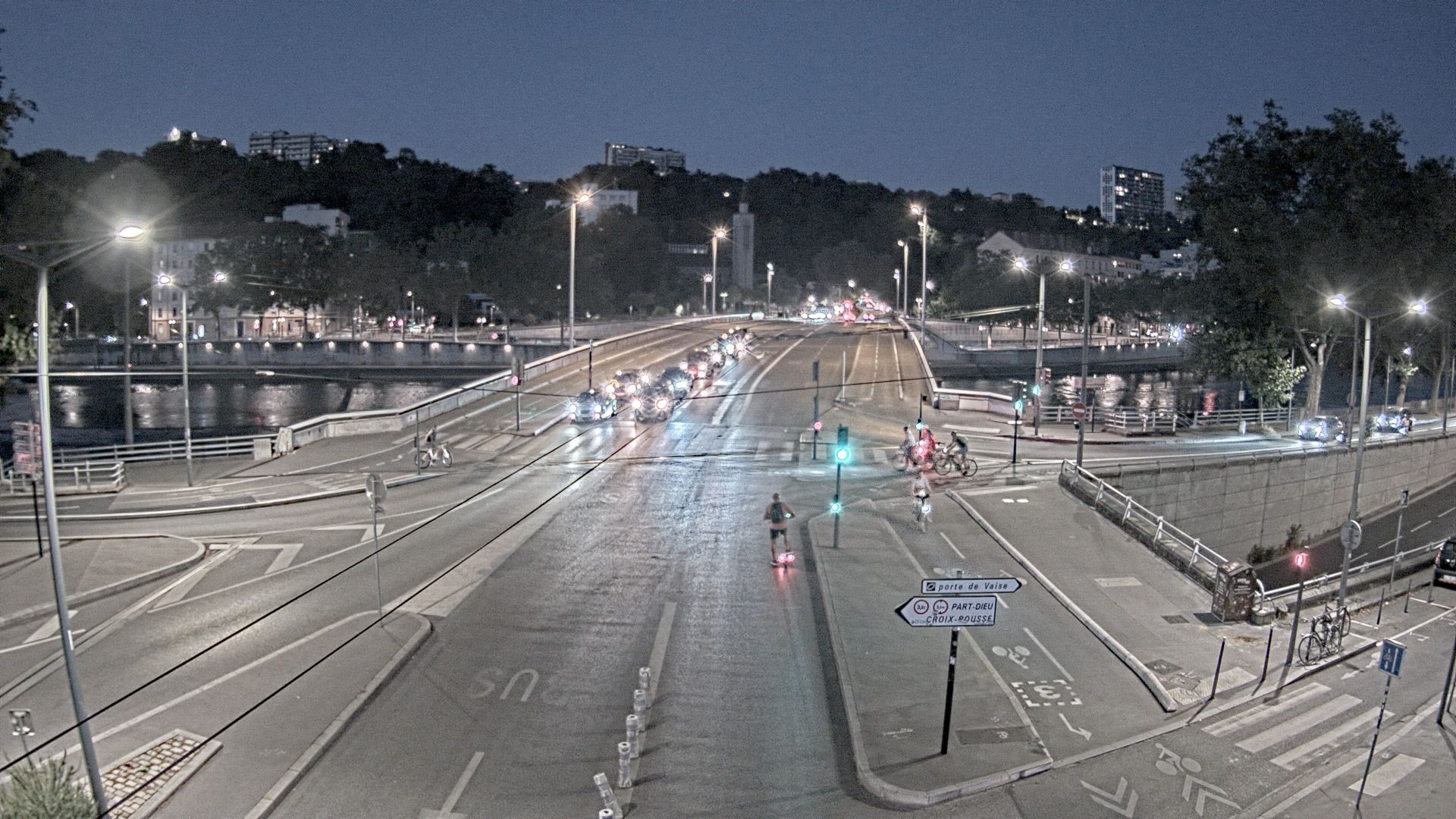 Lyon › Est: Pont Georges Clemenceau