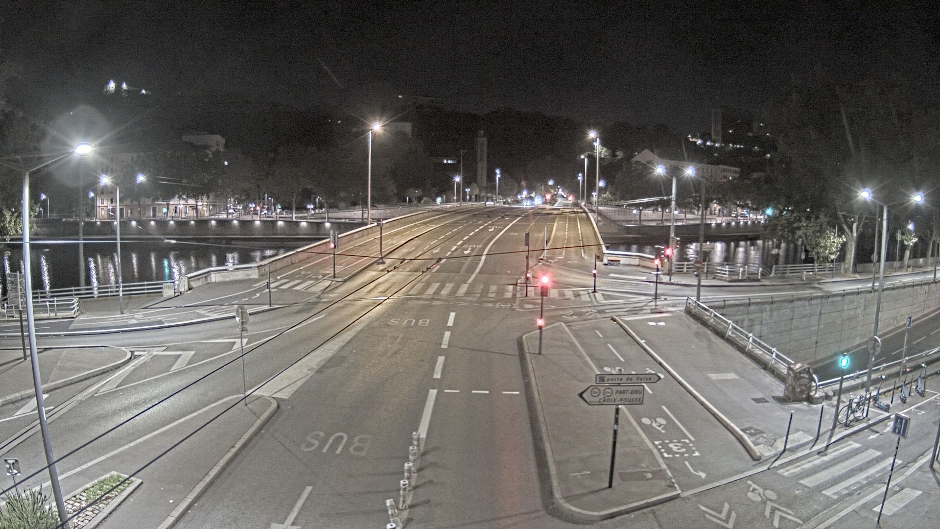 Lyon › Est: Pont Georges Clemenceau