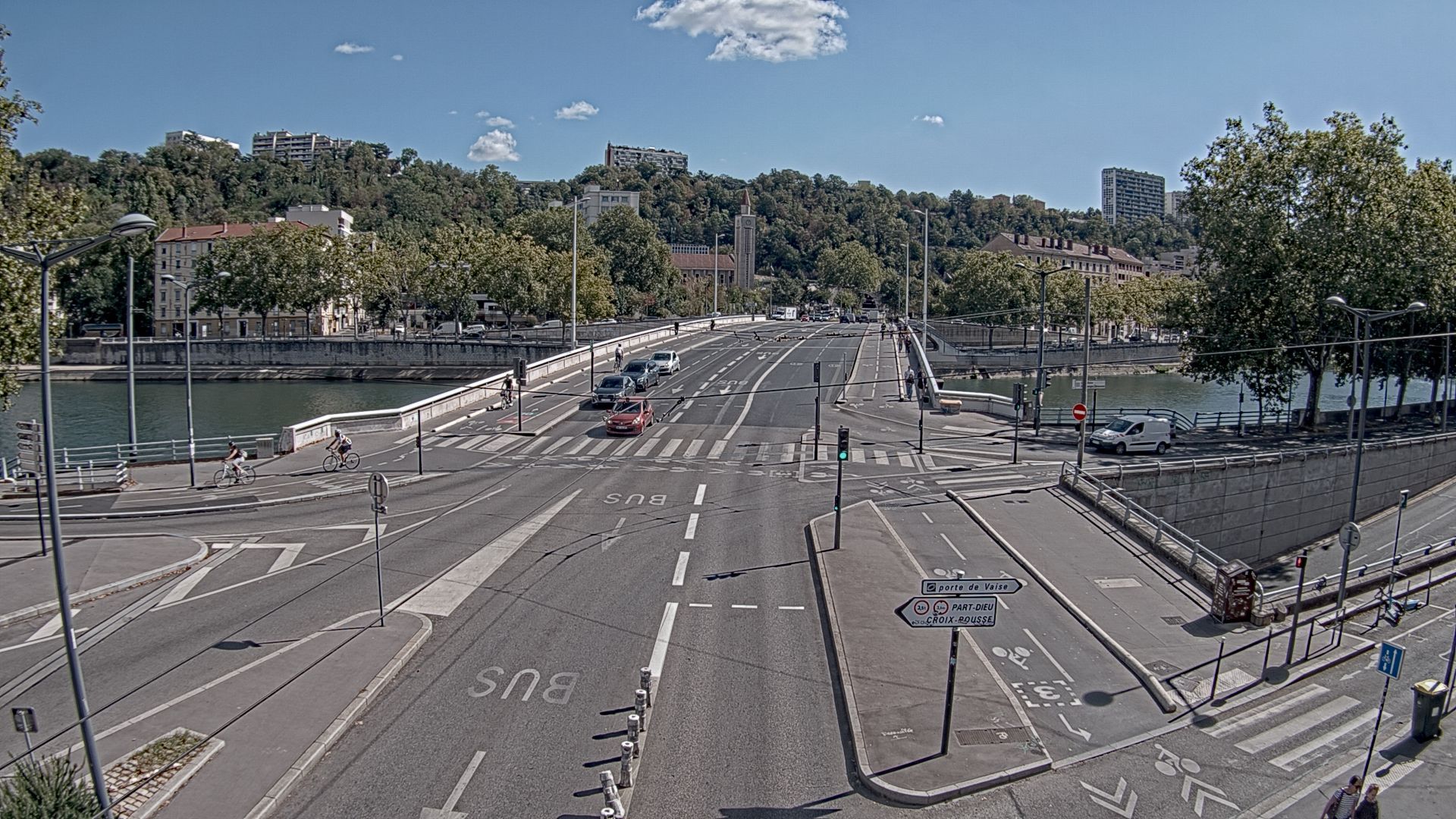 Lyon › Est: Pont Georges Clemenceau