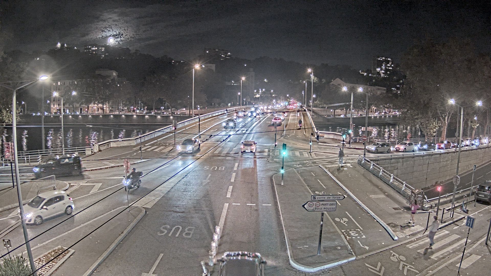 Lyon › Est: Pont Georges Clemenceau