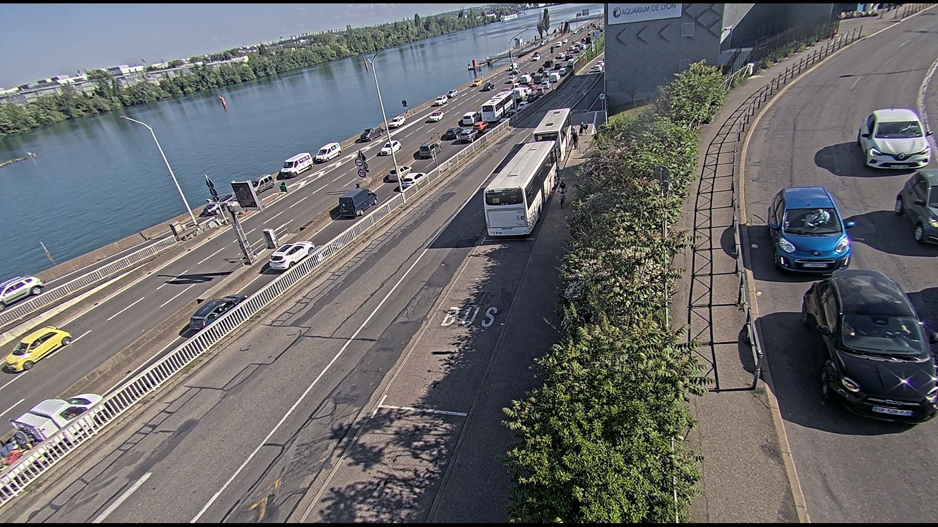 La Mulatière › Sud-est: Place du Général Leclerc