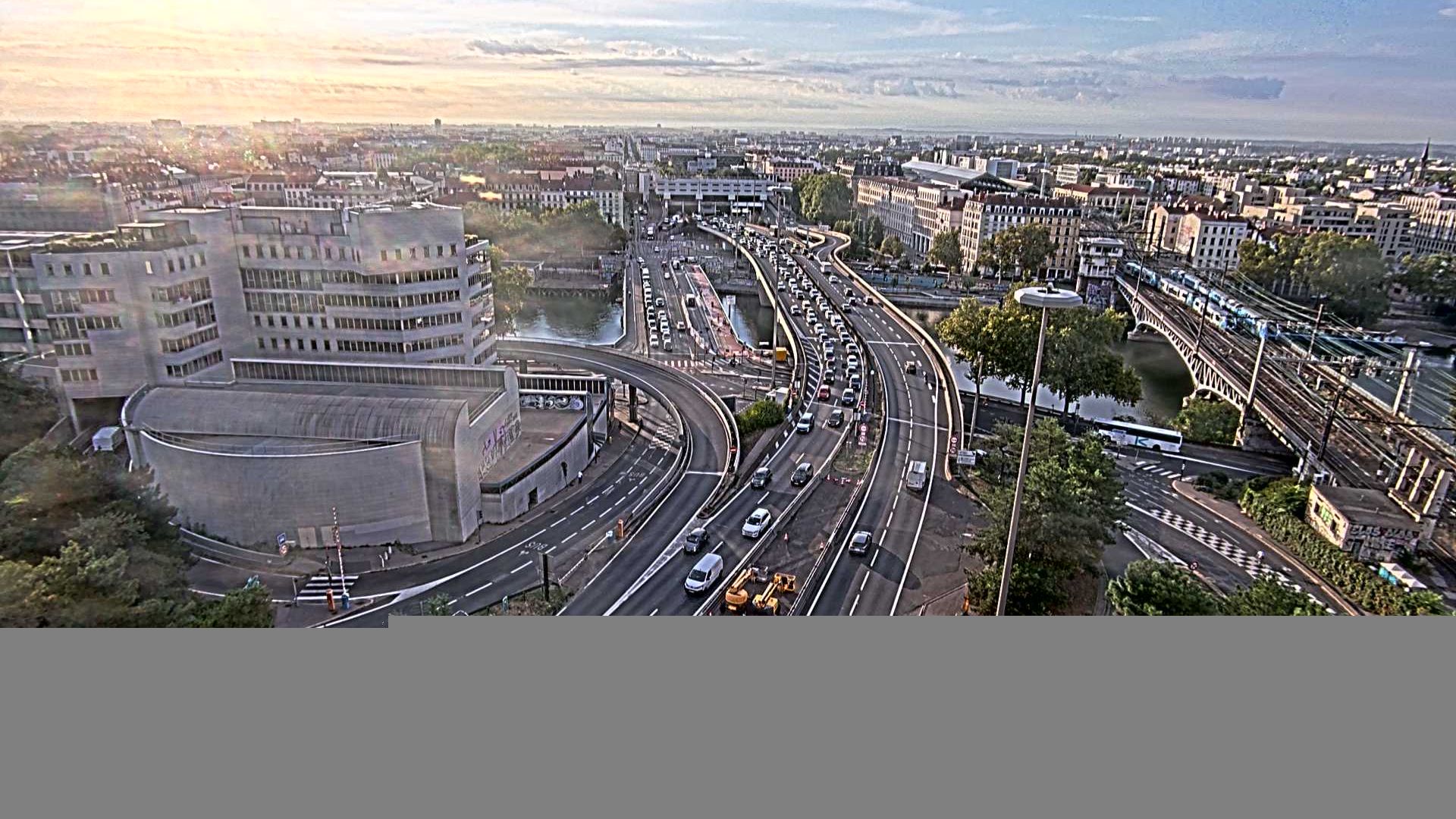 Lyon › Sud-est: Pont Kitchener-Marchand - Autoroute du Soleil
