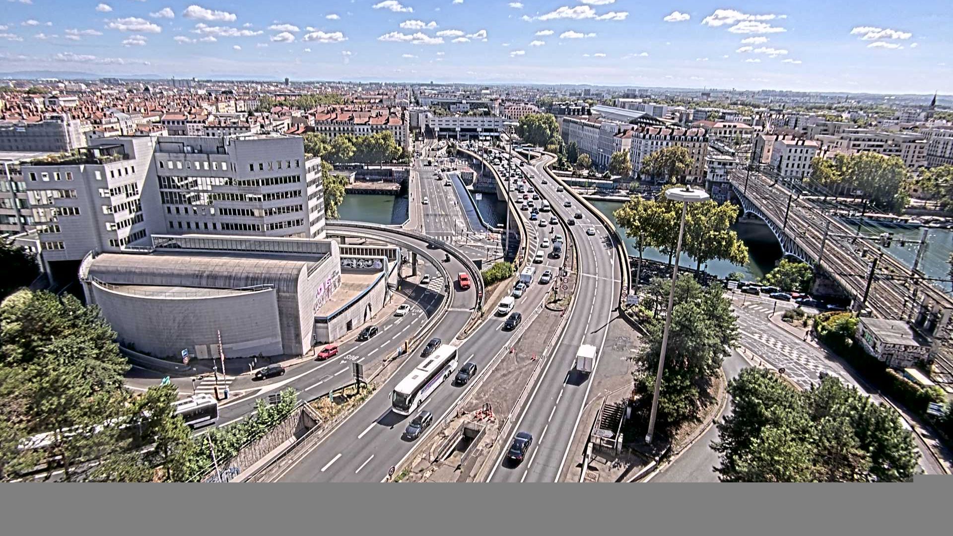 Lyon › Sud-est: Pont Kitchener-Marchand - Autoroute du Soleil