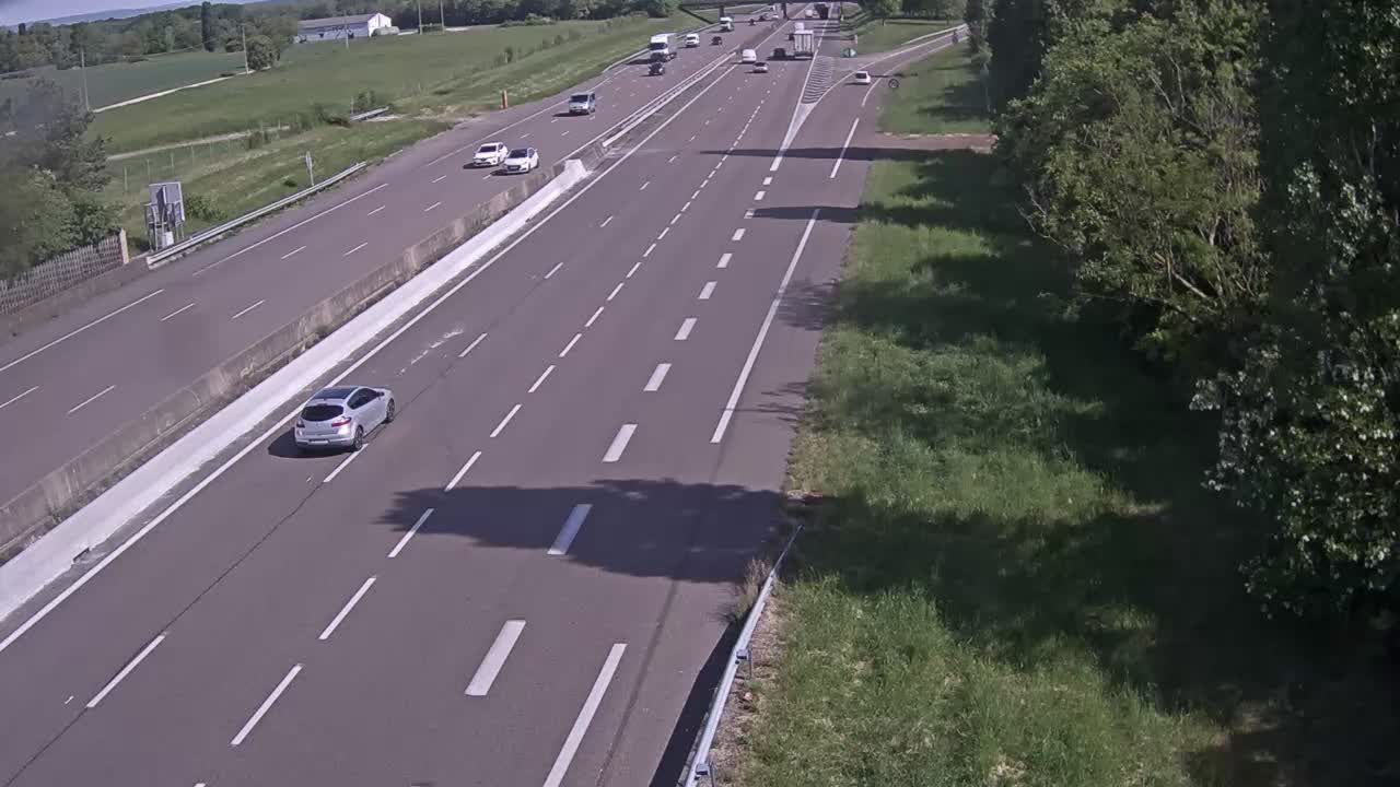 Châtenoy-le-Royal: Chalon-sur-Saône-Autoroute A6 en périphérie de Chalon sur Saône Nord, vue orientée vers Paris