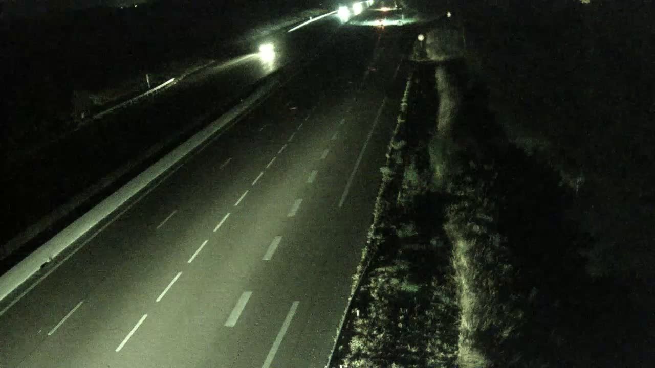 Châtenoy-le-Royal: Chalon-sur-Saône-Autoroute A6 en périphérie de Chalon sur Saône Nord, vue orientée vers Paris