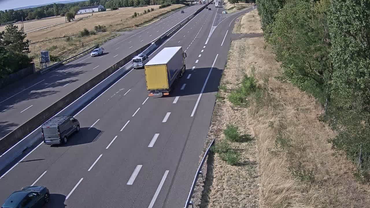 Châtenoy-le-Royal › Nord: Autoroute du Soleil