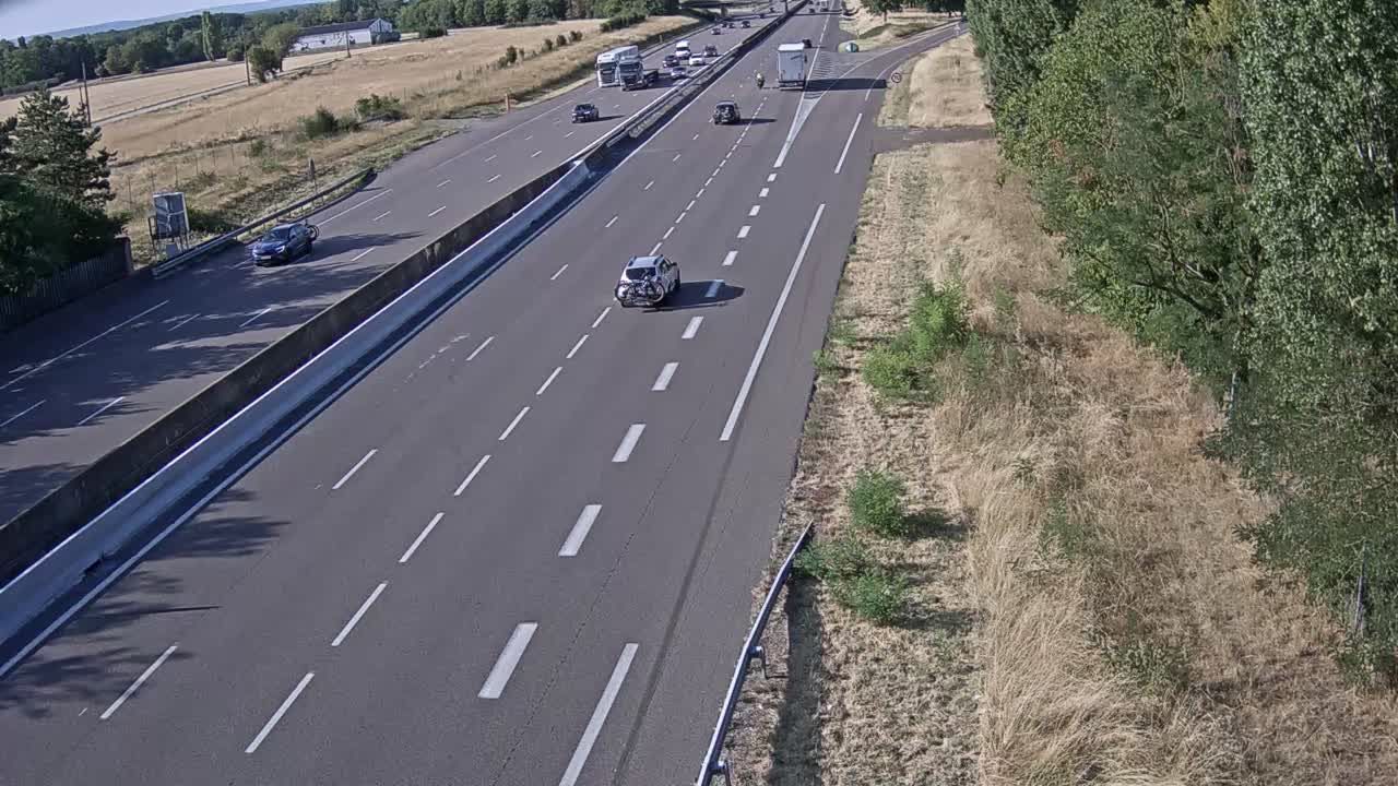 Châtenoy-le-Royal › Nord: Autoroute du Soleil