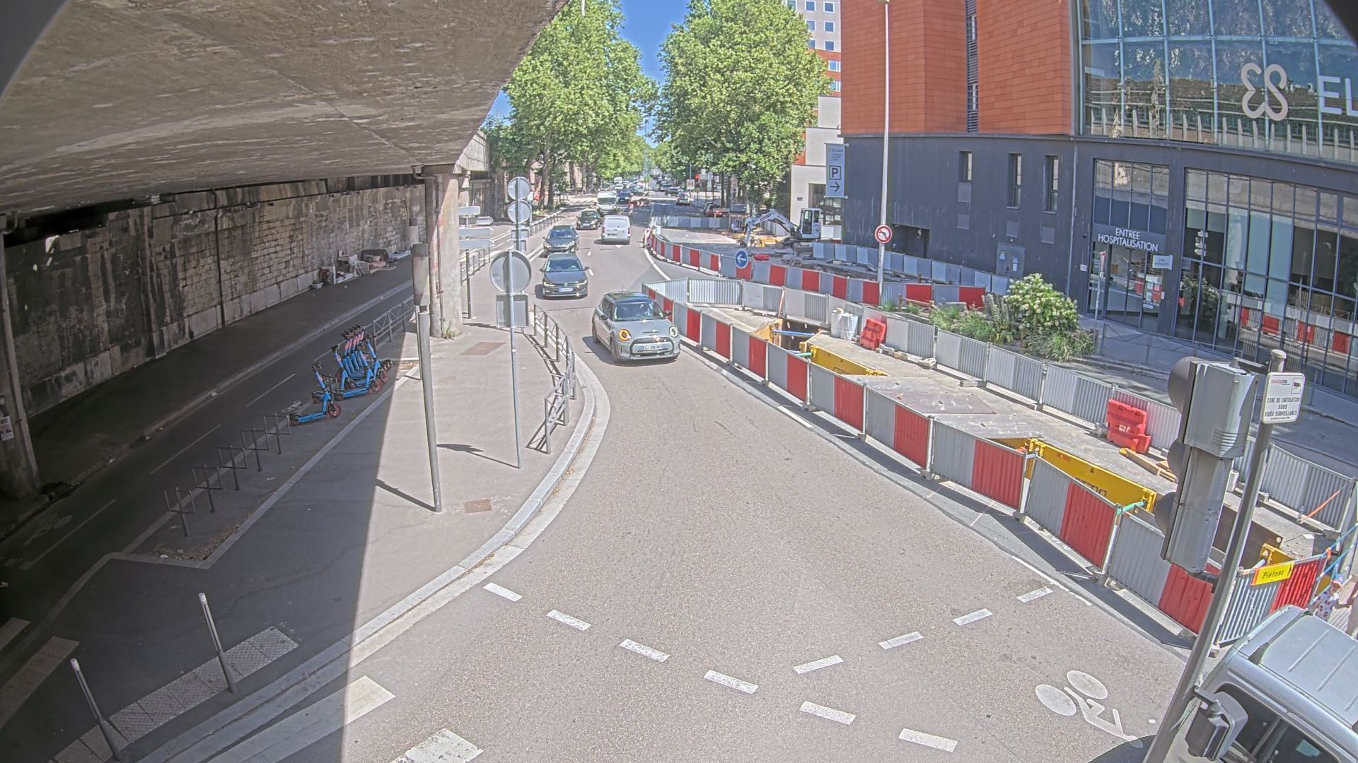 Lyon › Nord: Rue Michel Rambaud
