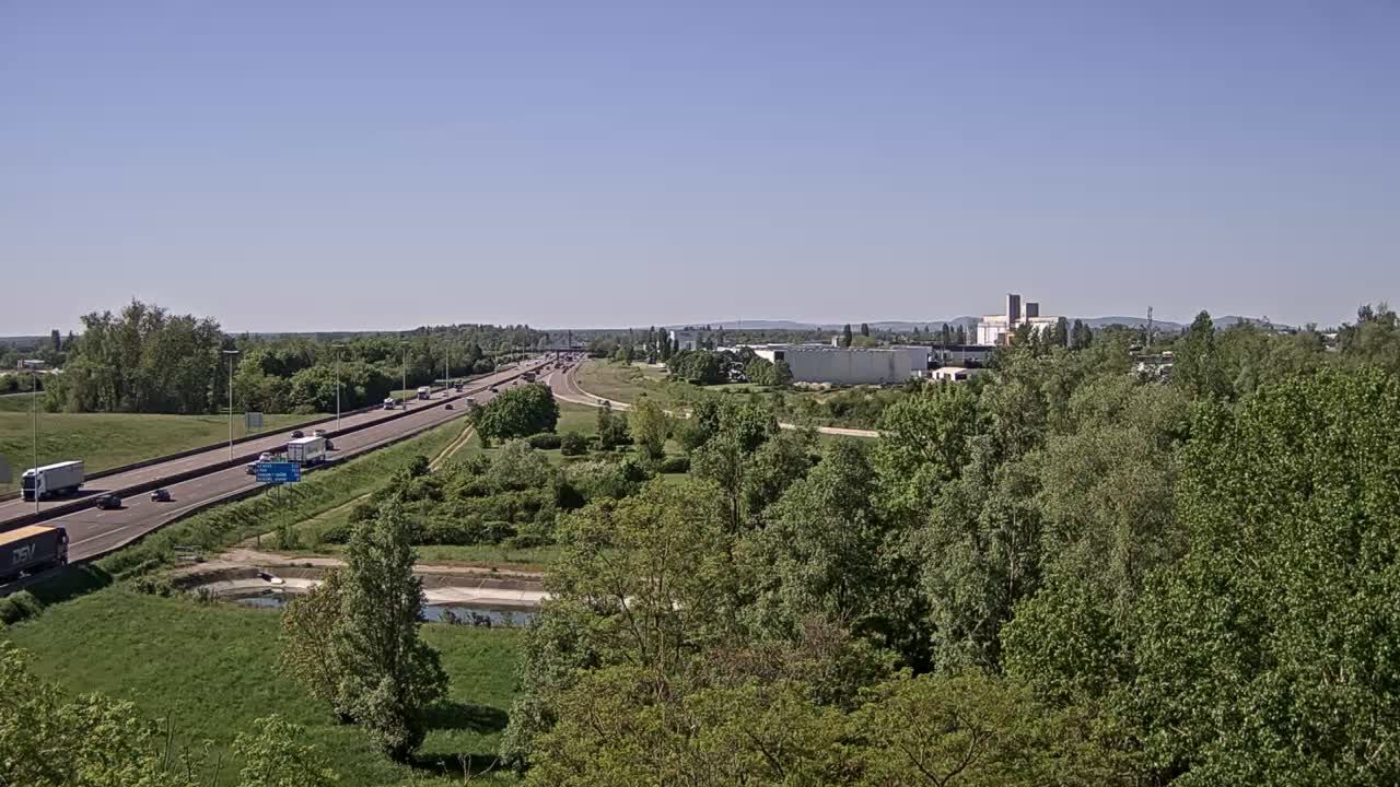Vignoles: Beaune-Bif. A31 et A6 près de Beaune, vue orientée vers Lyon