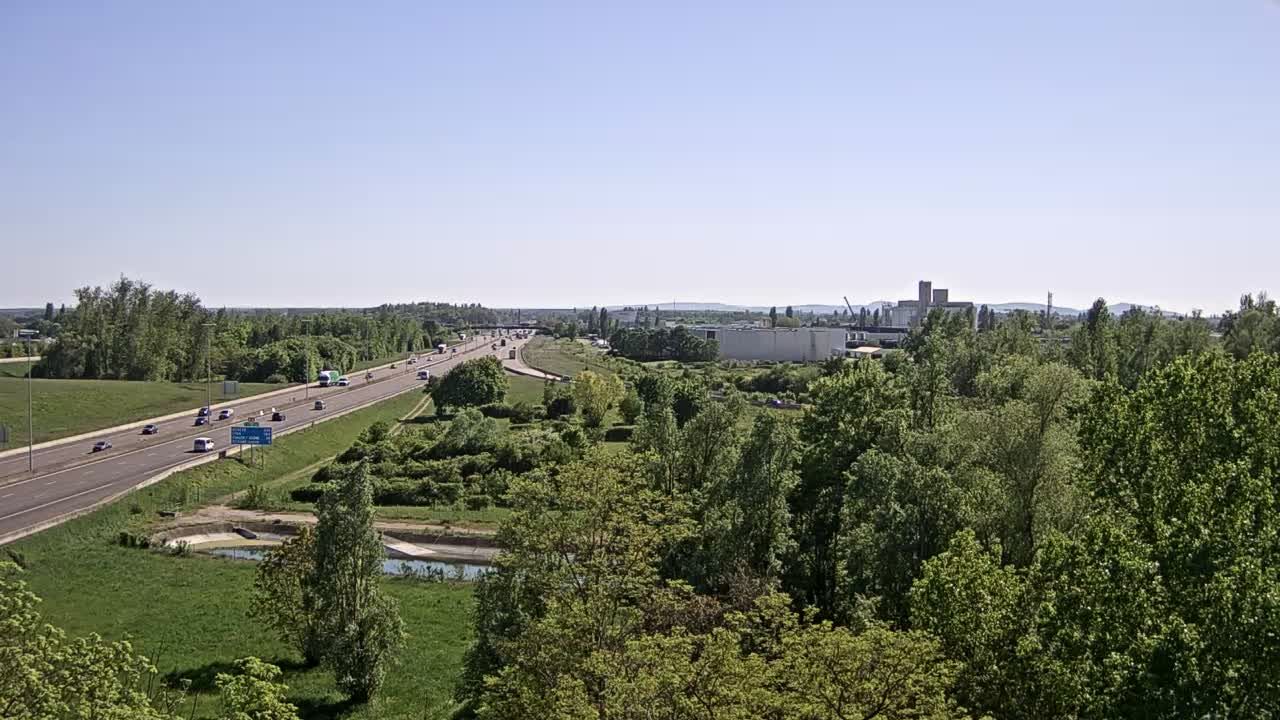 Vignoles: Beaune-Bif. A31 et A6 près de Beaune, vue orientée vers Lyon