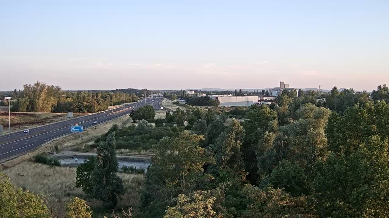 Vignoles: Beaune-Bif. A31 et A6 près de Beaune, vue orientée vers Lyon
