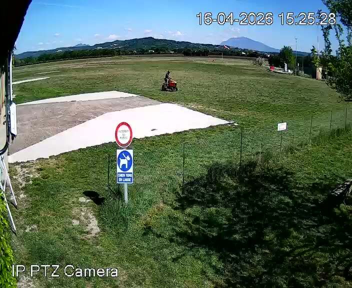 Visan › Sud-est: Valréas - Visan Airport