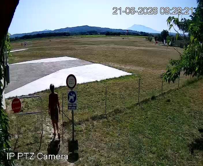Visan › Sud-est: Valréas - Visan Airport