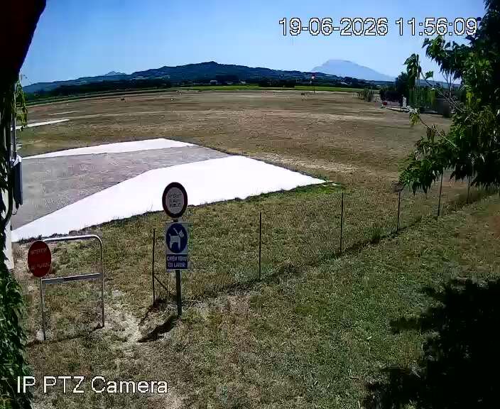 Visan › Sud-est: Valréas - Visan Airport