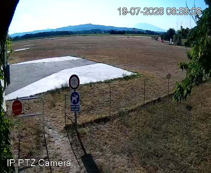 Visan › Sud-est: Valréas - Visan Airport