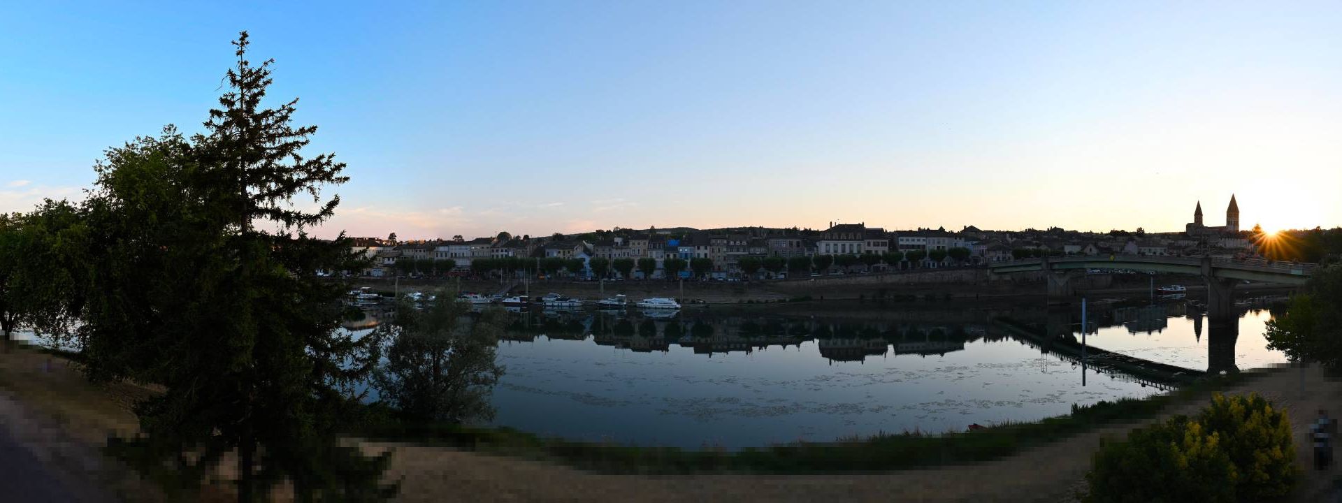 Tournus › Ouest: Abbaye Saint-Philibert de Tournus