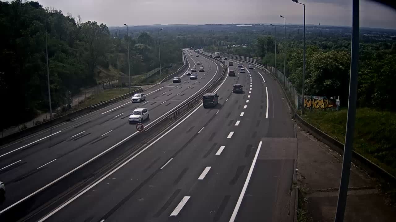 Neyron: Lyon-Autoroute A46 en périphérie de Lyon Nord et à proximité de la bifurcation A46/A42, vue orientée vers Lyon