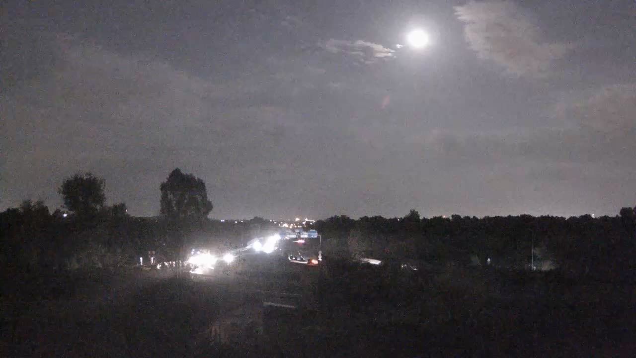 Neyron: Lyon-A42/A46 Autoroute A42 au Nord de Lyon vue orientée vers Lyon