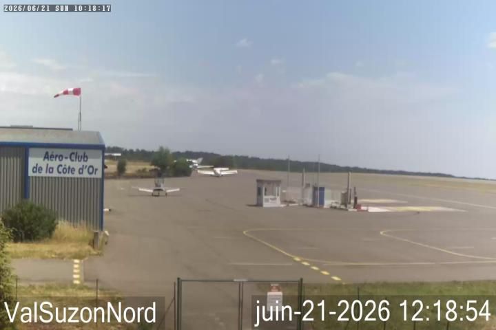 Darois › Nord: Aéro Club Côte D'Or