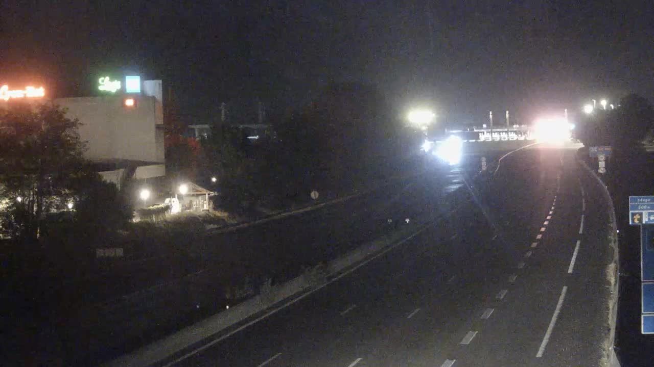 Beynost: Saint-Maurice-de - Péage de St Maurice de - sur l'A42, à l'est de Lyon, vue orientée vers Bourg en Bresse