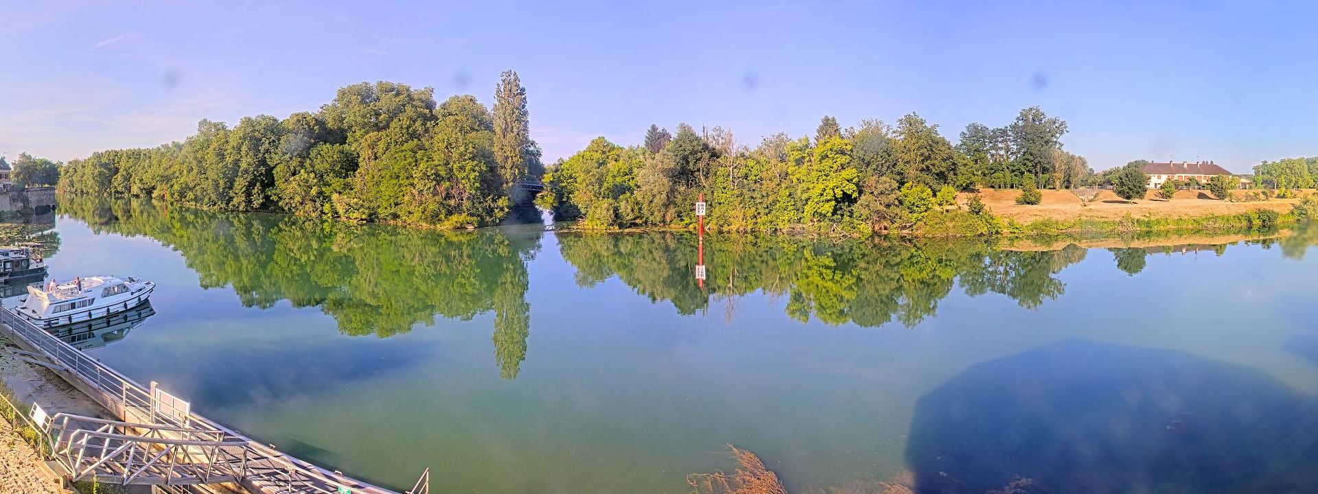 Verdun-sur-le-Doubs: Mairie de Verdun-Ciel