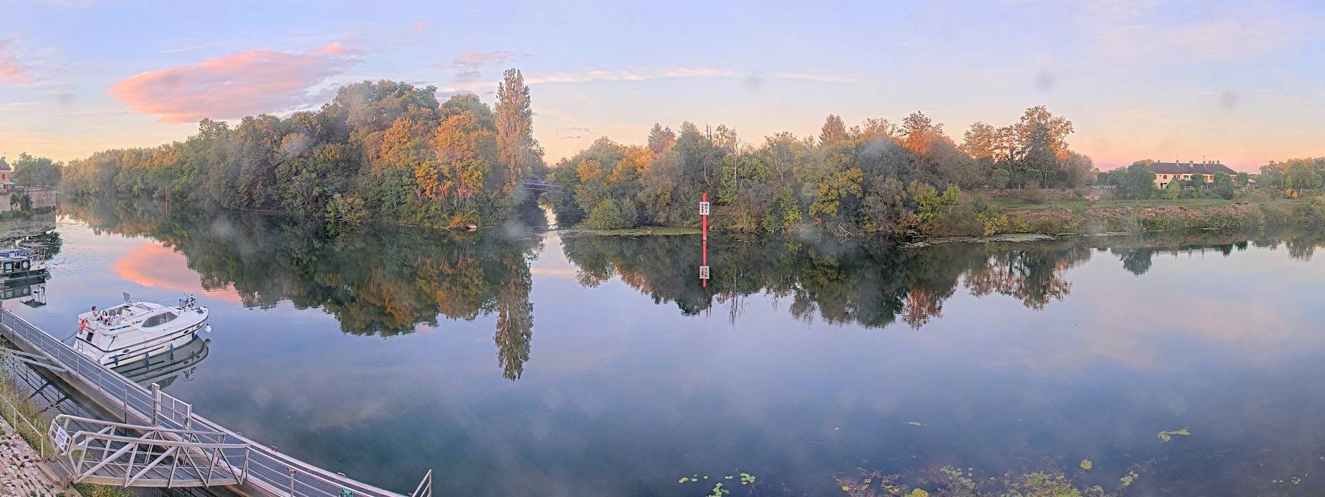 Verdun-sur-le-Doubs: Mairie de Verdun-Ciel