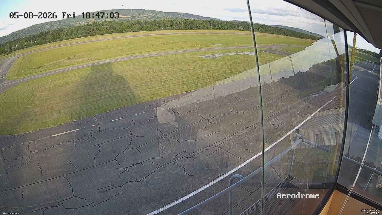 Jasseron: Bourg – Ceyzériat Airport