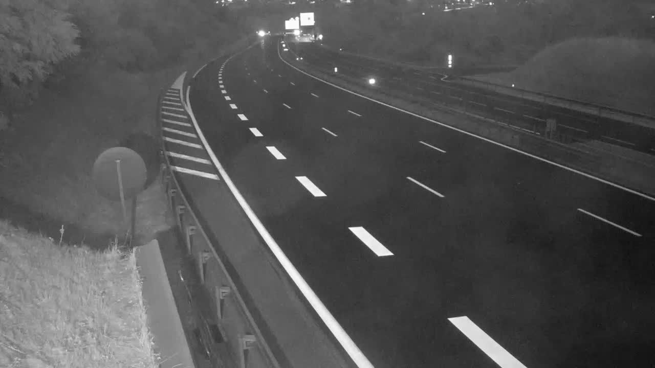 Ceignes: Nantua-A40 près de Nantua, Descente de Maillat, près d'Oyonnax et Nantua, vue orientée vers Mâcon