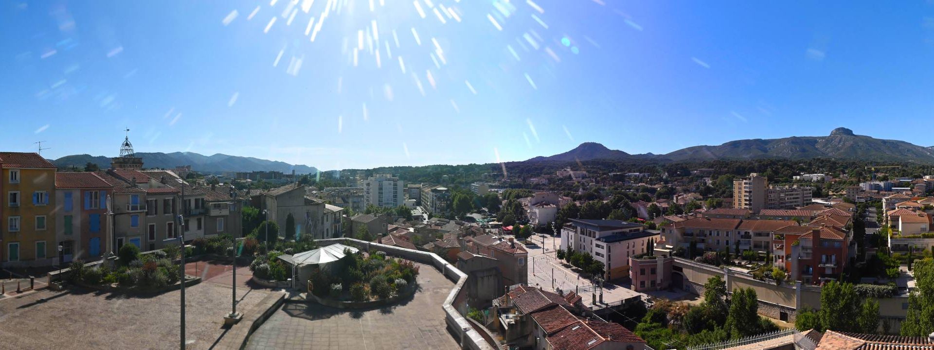 Aubagne: Place de l'Église