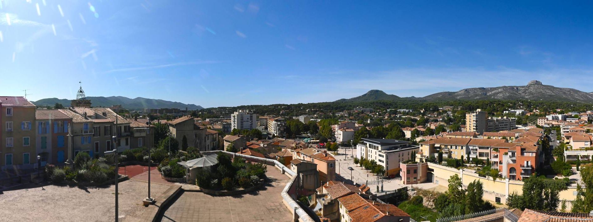 Aubagne: Place de l'Église