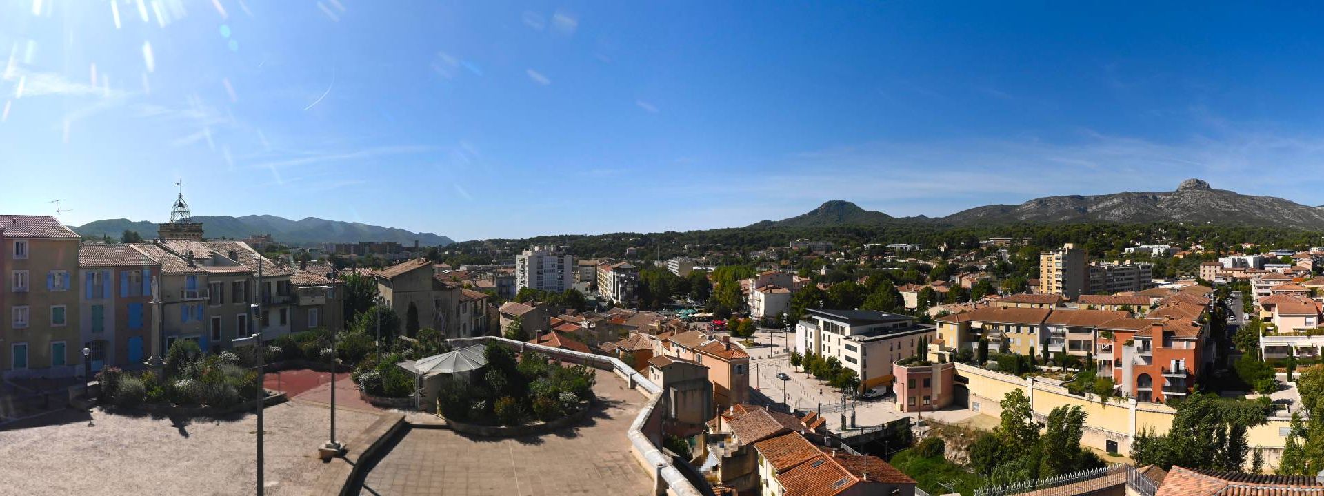 Aubagne: Place de l'Église
