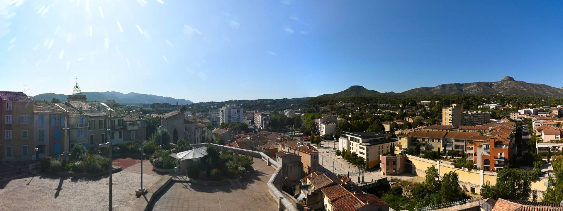 Aubagne: Place de l'Église