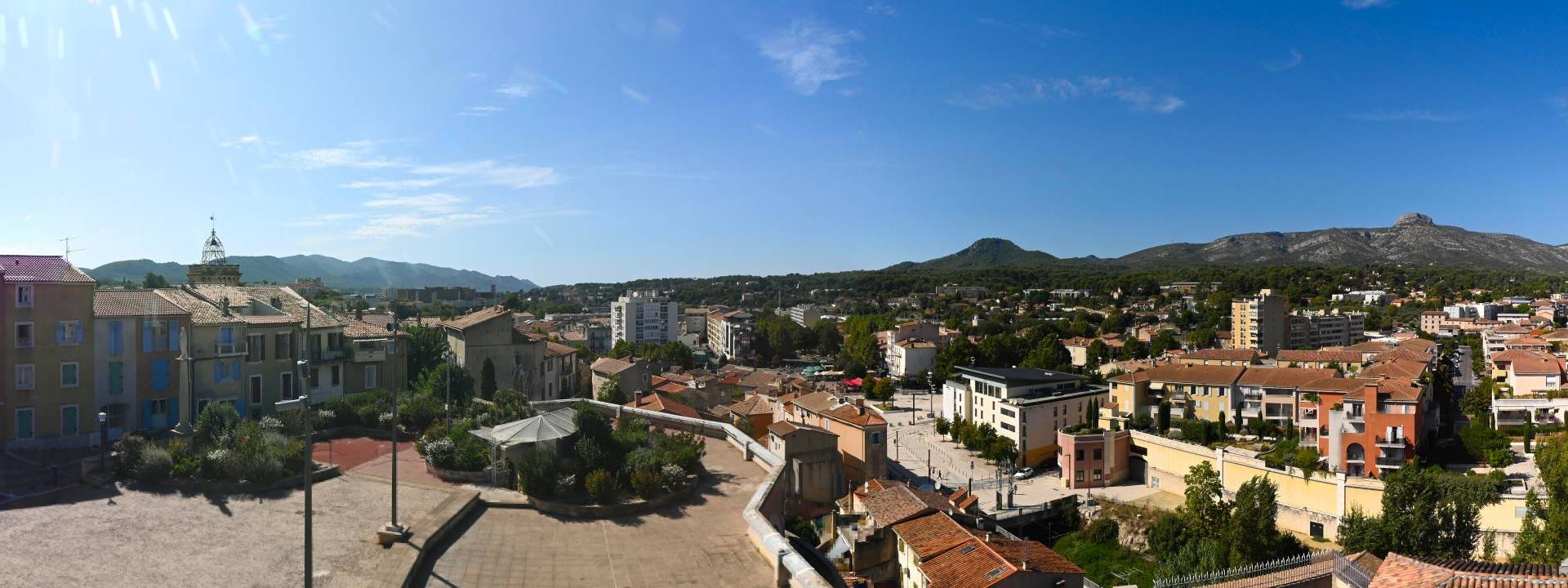 Aubagne: Place de l'Église