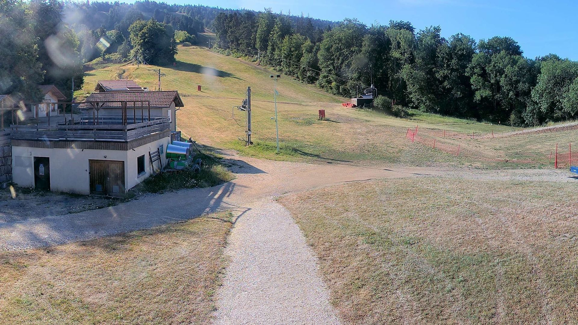 Plateau d'Hauteville: Hauteville-Lompnes - Auvergne-Rhône-Alpes, France: Pistes de ski alpin