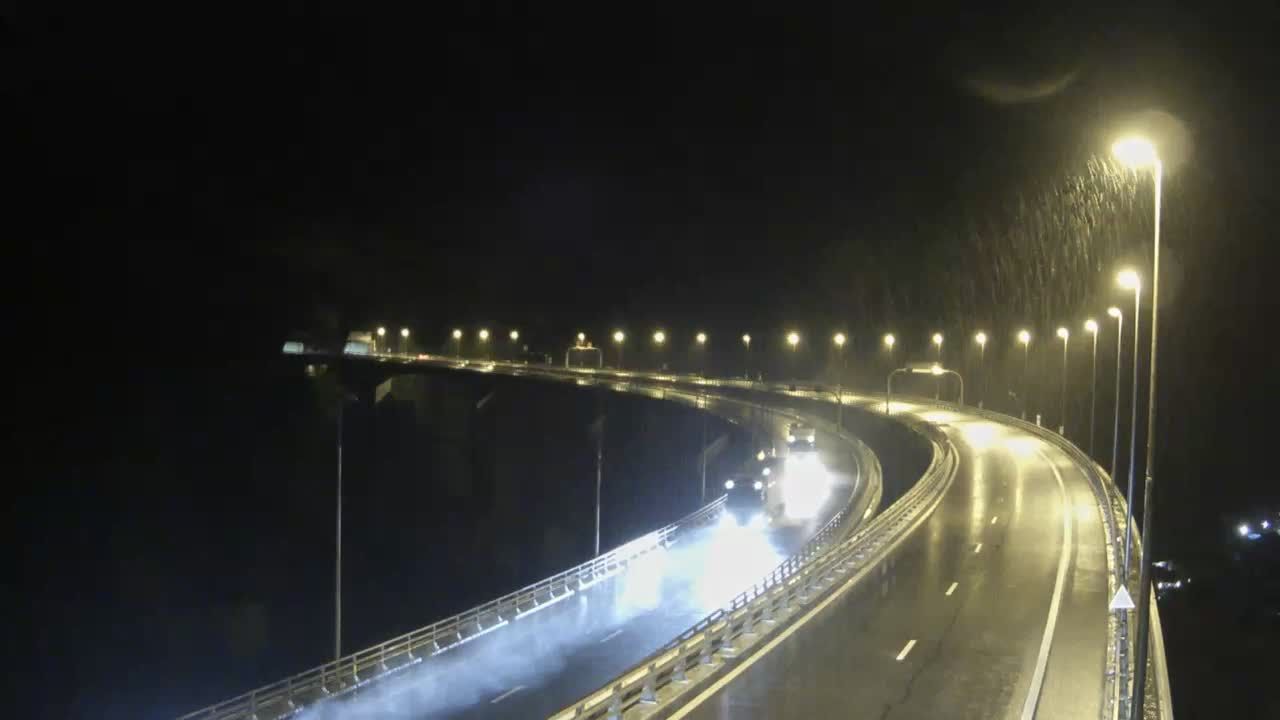 Nantua: A40 près de - Tunnel de Chamoise à proximité de - vue orientée vers Mâcon