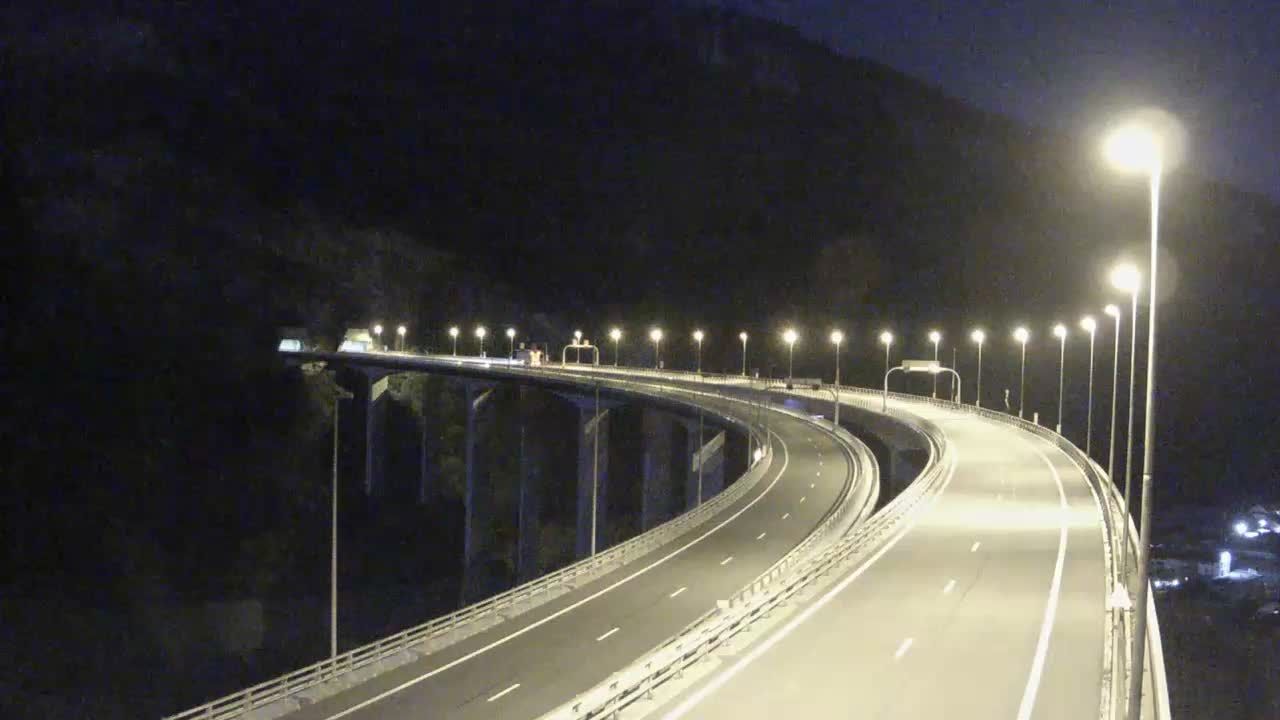 Nantua: A40 près de - Tunnel de Chamoise à proximité de - vue orientée vers Mâcon
