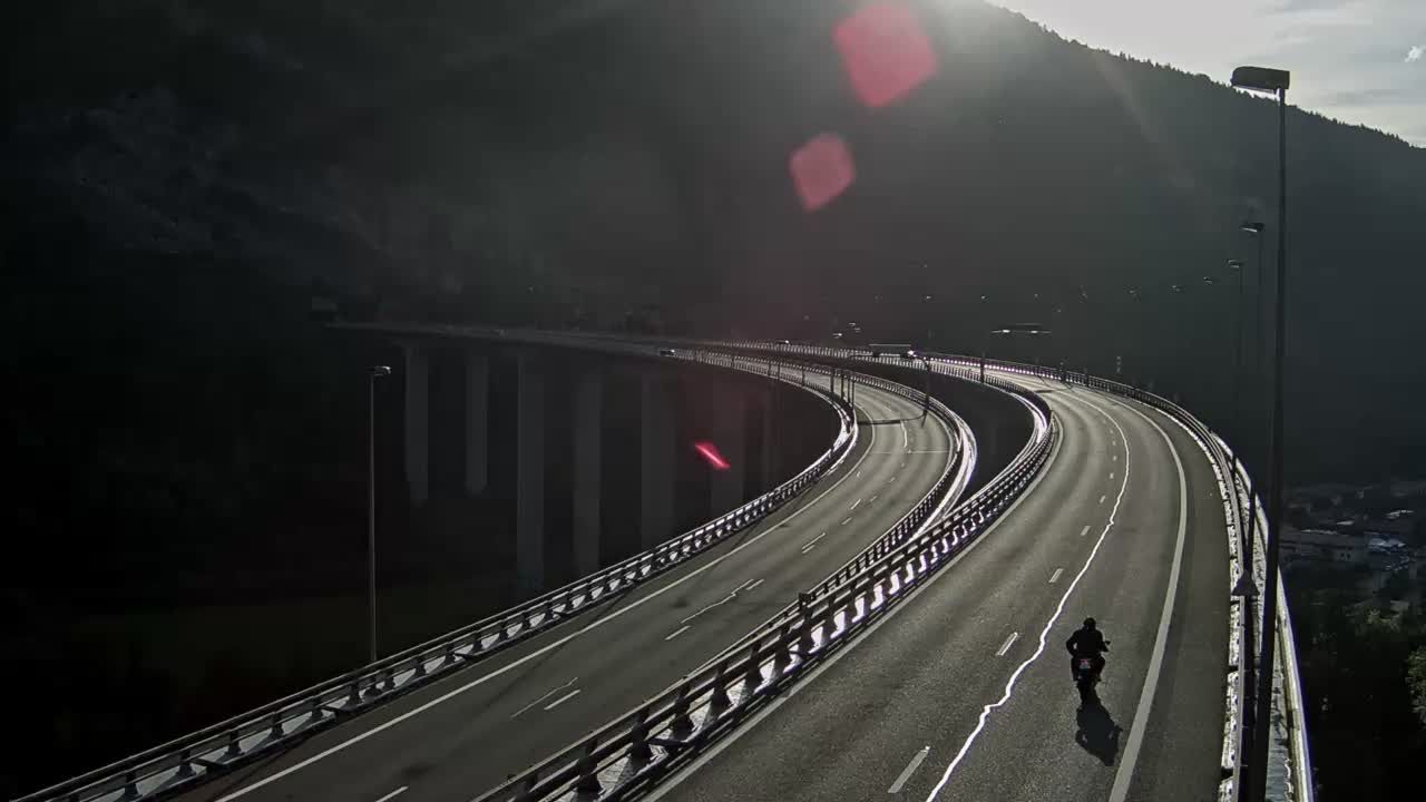 Nantua: Entrée du tunnel de Chamoise