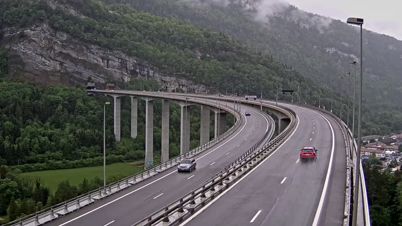 Nantua: Entrée du tunnel de Chamoise