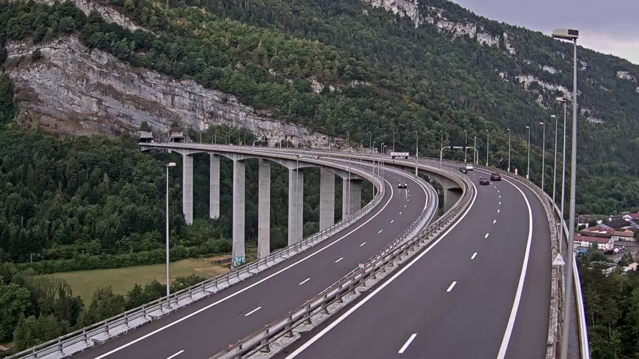 Nantua: Entrée du tunnel de Chamoise