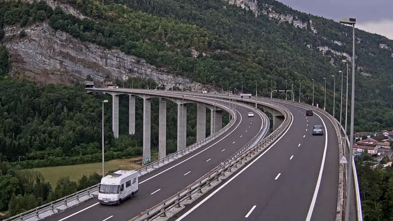 Nantua: Entrée du tunnel de Chamoise