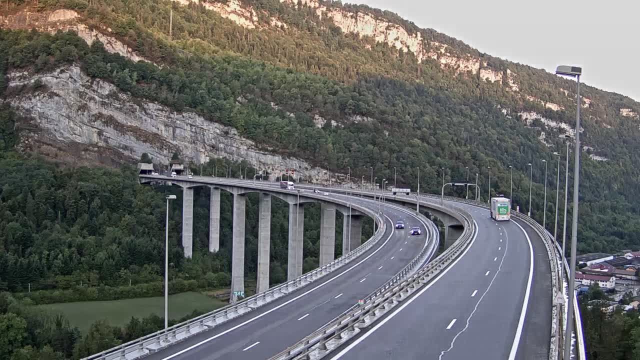 Nantua: Entrée du tunnel de Chamoise